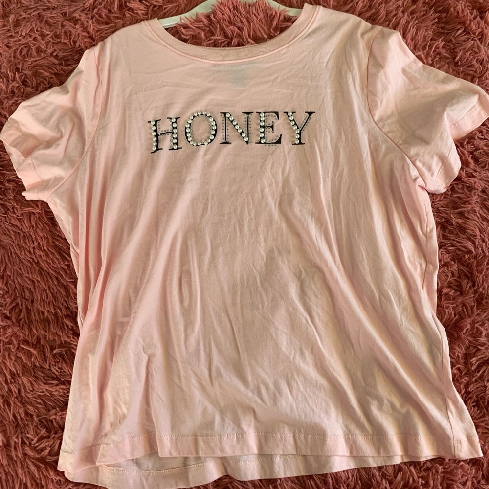 HONEY in pearls women’s baby pink shirt from Forever 21